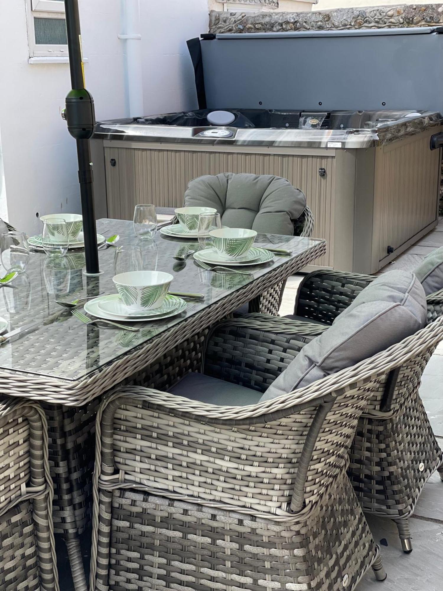 Luxury Georgian Home, Hot Tub, Sea View, Private Garden, Sleeps 6 ボグナー・リージス エクステリア 写真